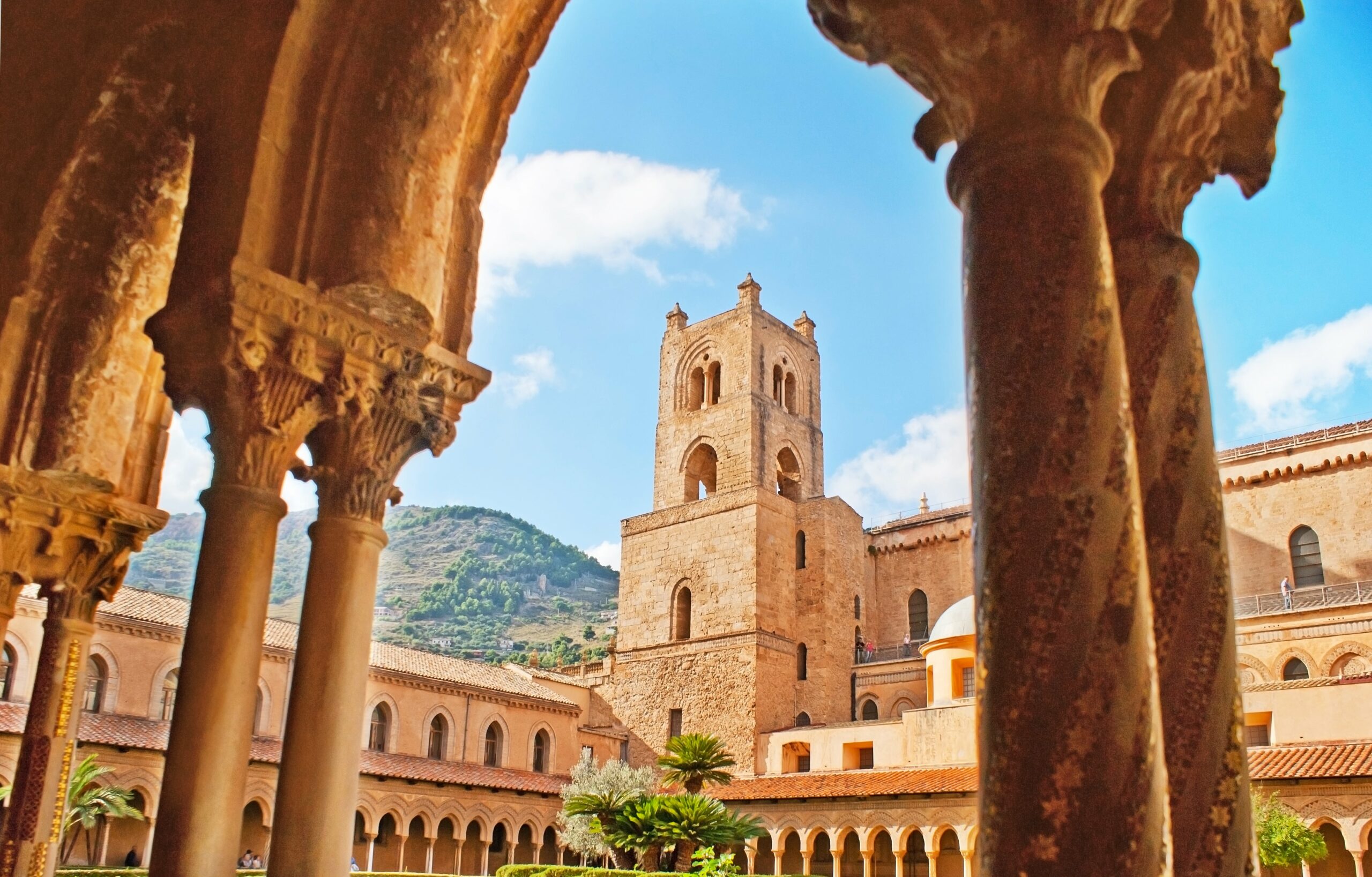 Italy | Smartferry | The shady arcade in garden of Monreale Cloister scaled
